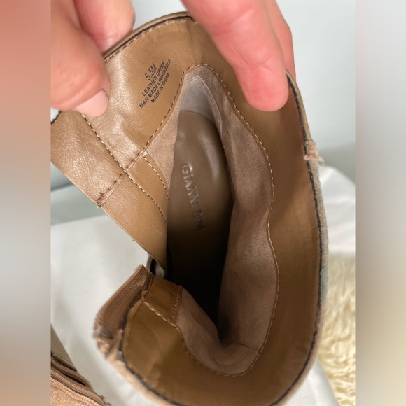 Gianni Bini Booties Suede Strap Detail
Tan
5.5 - Picture 9 of 9